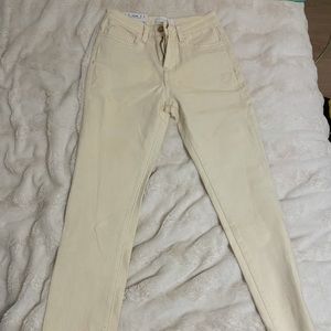 Super nice fitting cute jeans